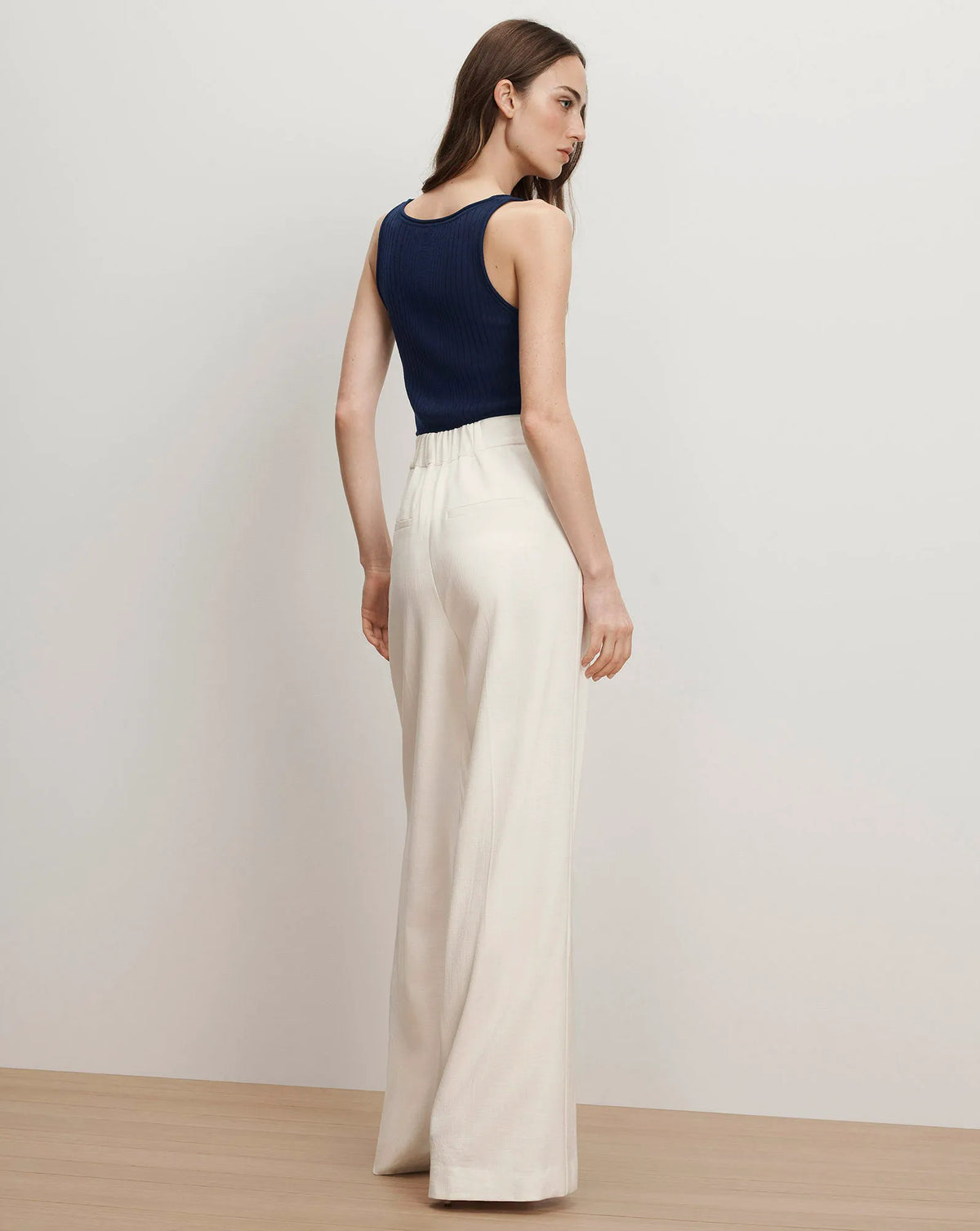 Dove White
