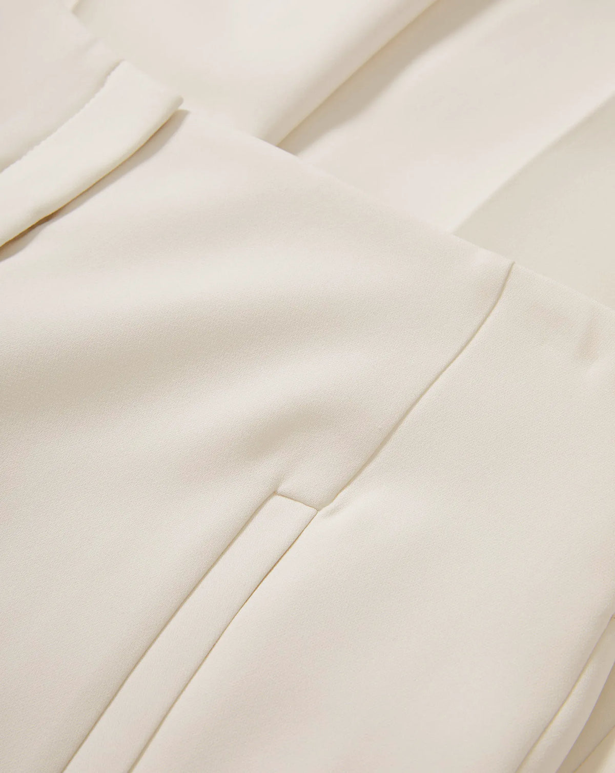Dove White