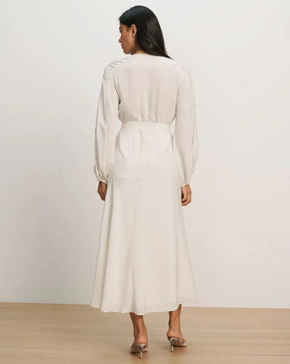 Dove White