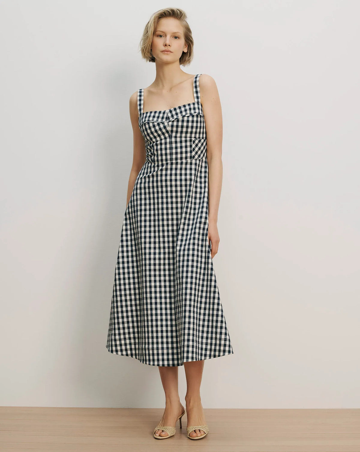Navy/Dove White