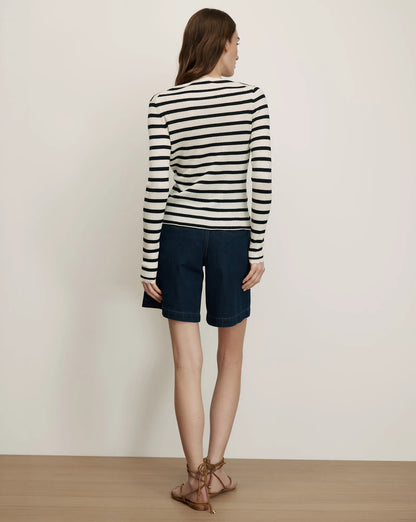 Dove White/Navy