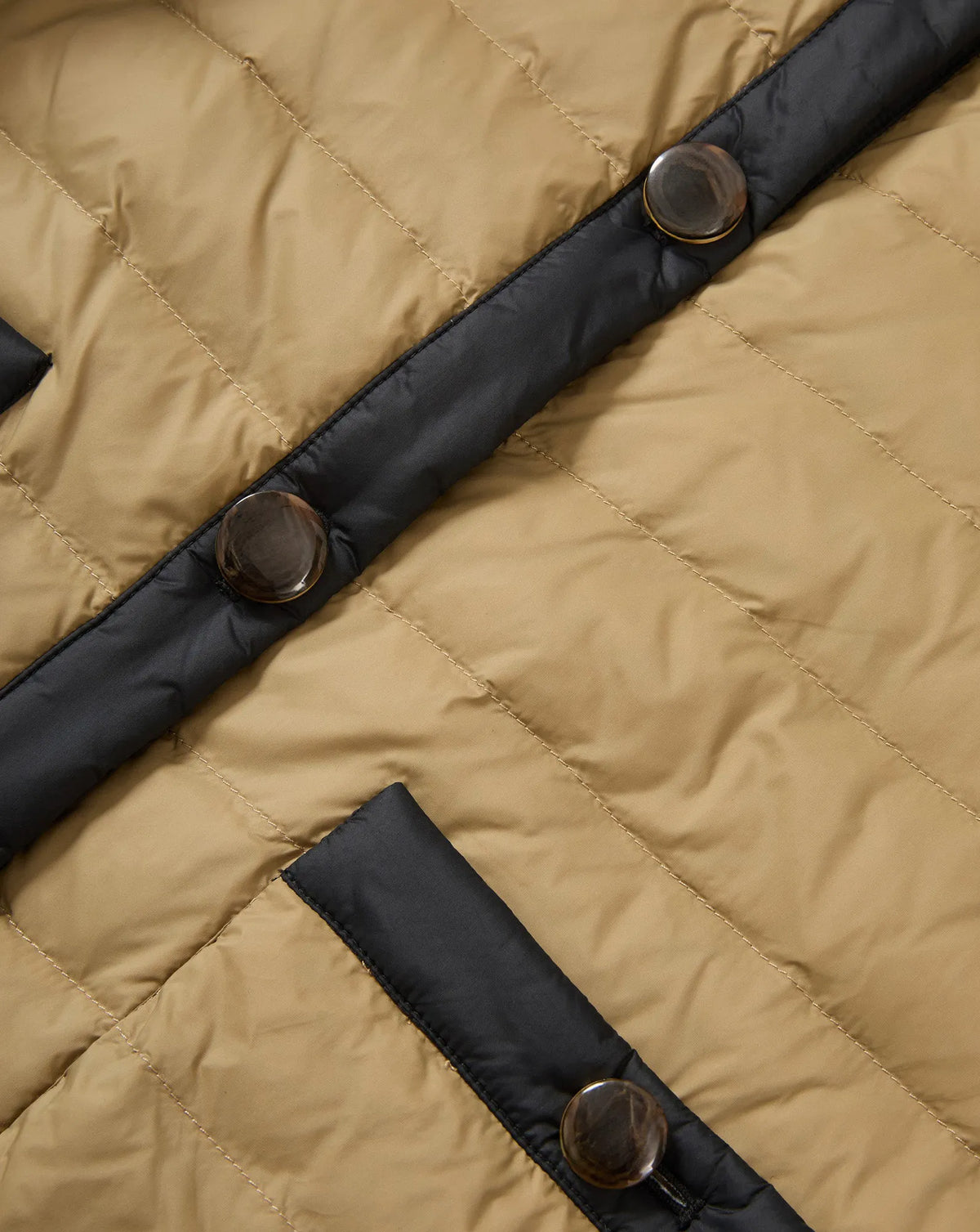 Desert Taupe/Black