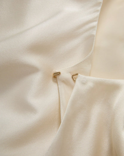 Dove White