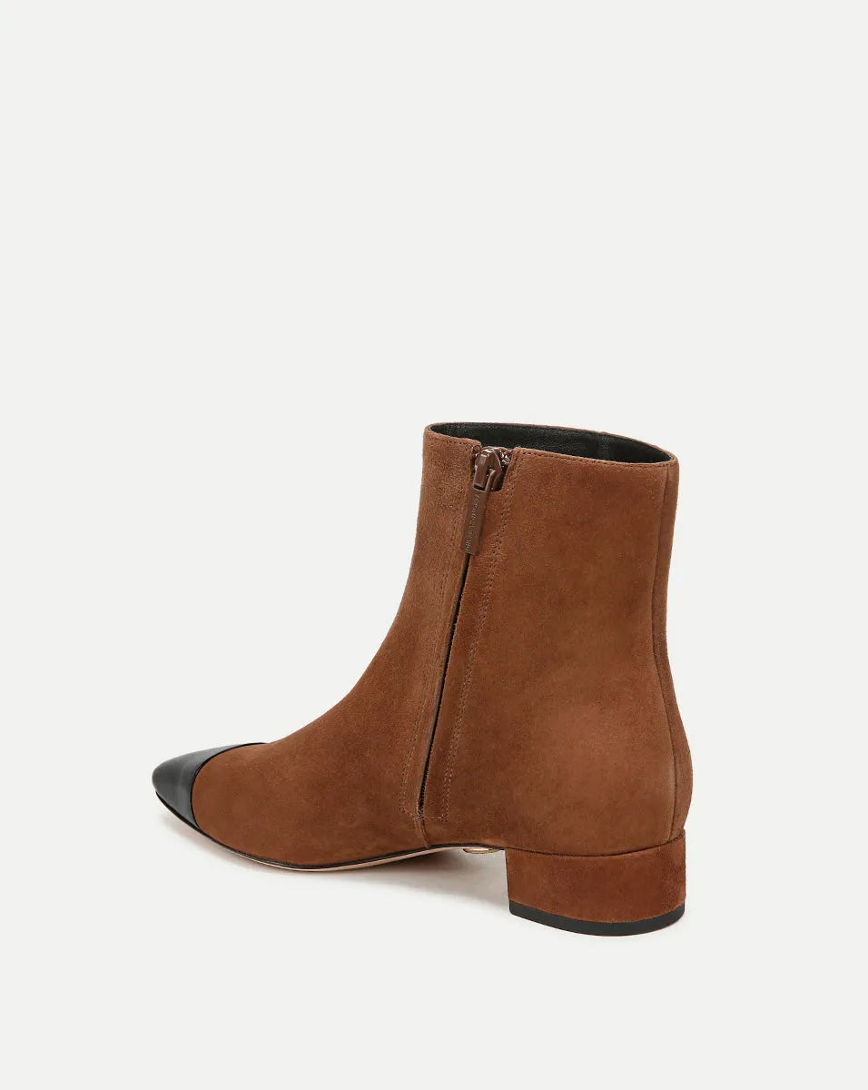 Cedar/Black