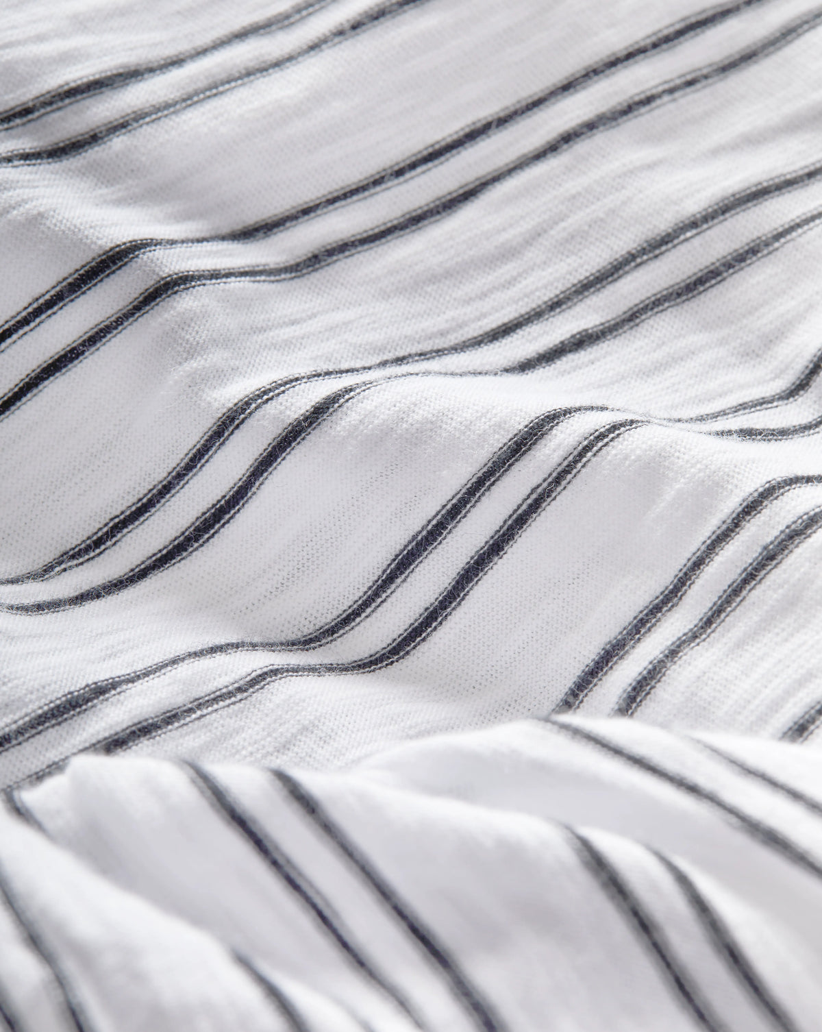 Black/White